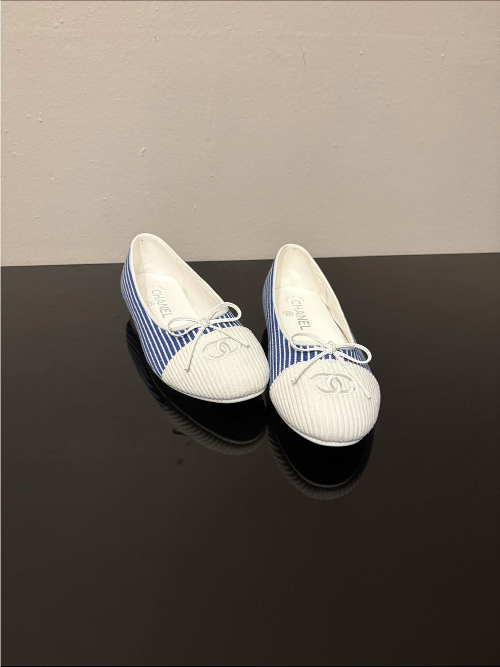CHANEL 24S Blue White Pinstripe Striped CC Logo Bow Ballet Ballerina Flats 36 EU